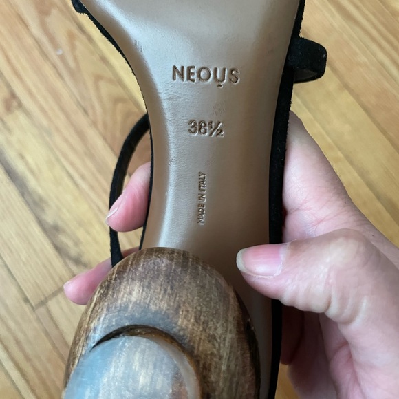 NWOT NEOUS Slip on Sandals Square toe Cross Strap Asymmetric Chunky Kitten Pumps - Picture 8 of 10